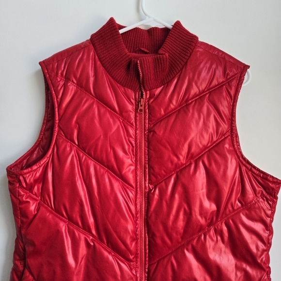 Vintage Old Navy Red Puffer Vest Size XL - Picture 2 of 6